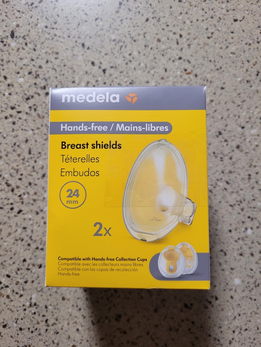 2-Pack Medela Breast Shields 24mm Compatible W/Hands Free Collection Cups